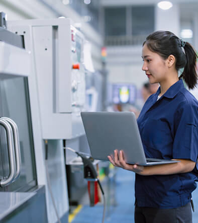 machinist programming cnc machine